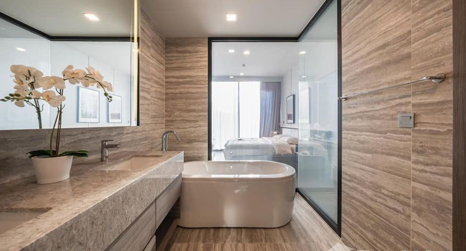 For sale 2 bedrooms condo in Khlong Toei, Bangkok