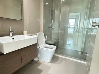 For sale 2 bedrooms condo in Huai Khwang, Bangkok