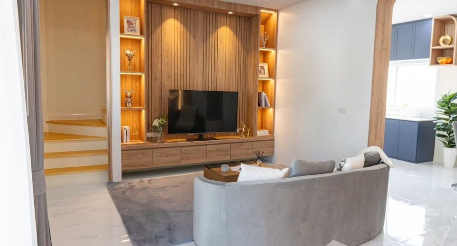 For sale 3 bedrooms house in Khlong Luang, Pathum Thani
