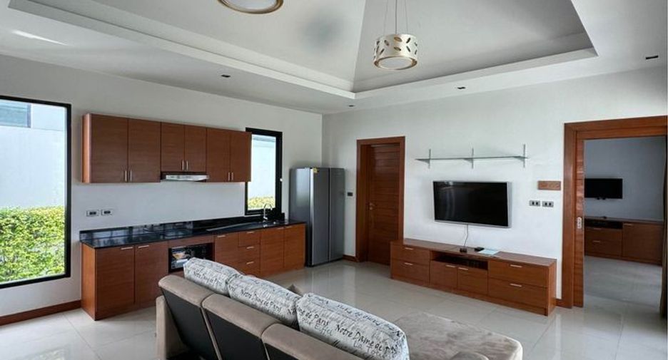 For rent 2 bedrooms villa in Mueang Phuket, Phuket