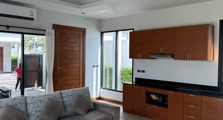 For rent 2 bedrooms villa in Mueang Phuket, Phuket