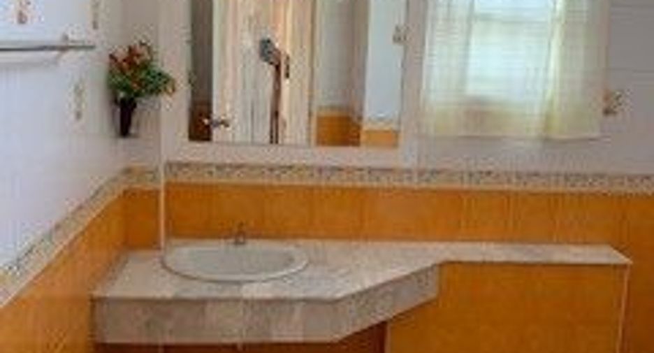 Haus zum Kauf mit 3 Zimmer in Mueang Nakhon Sawan, Nakhon Sawan