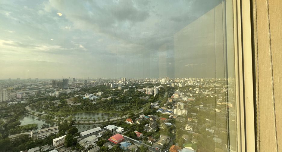 For sale 2 bedrooms condo in Mueang Nonthaburi, Nonthaburi