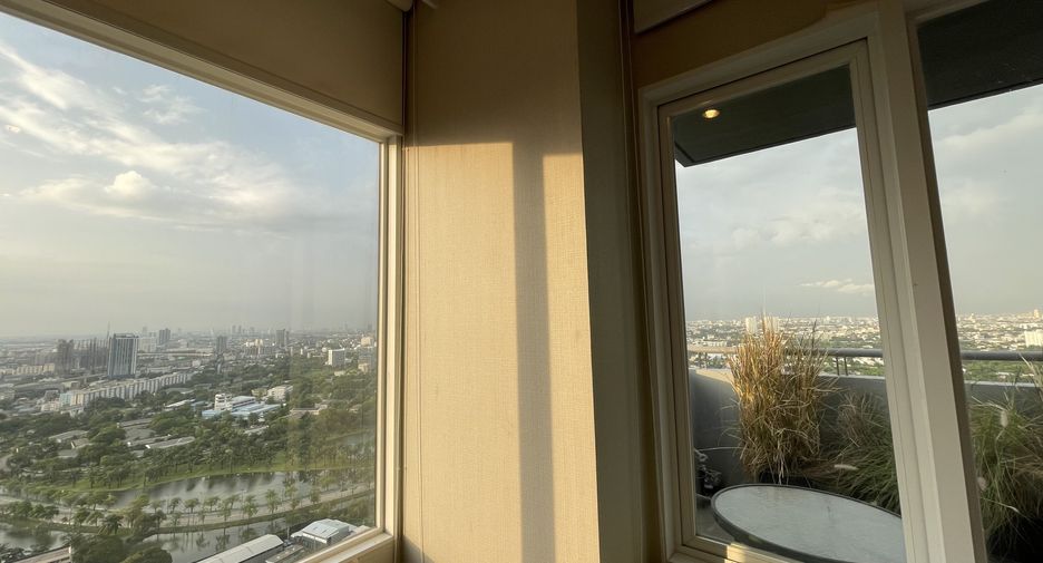 For sale 2 bedrooms condo in Mueang Nonthaburi, Nonthaburi
