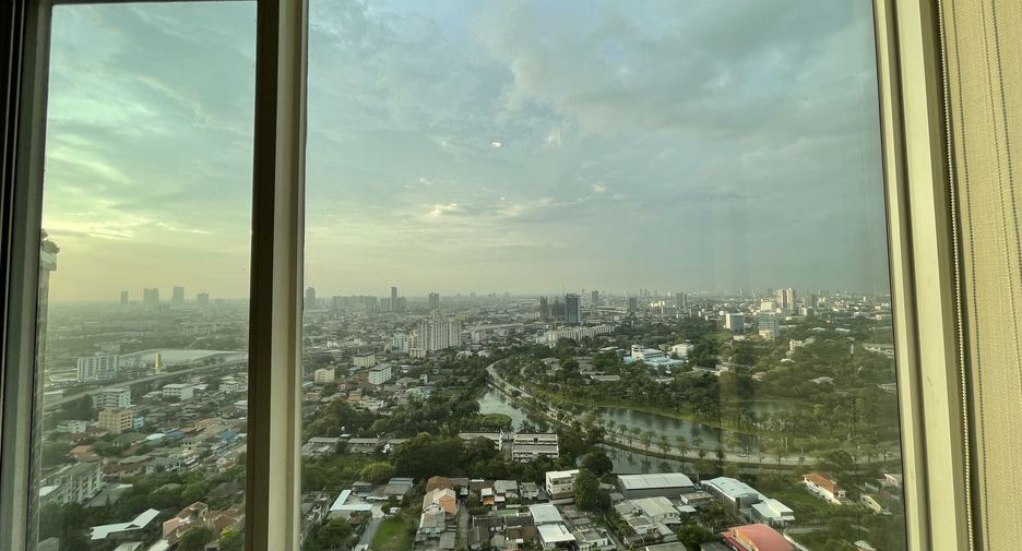 For sale 2 bedrooms condo in Mueang Nonthaburi, Nonthaburi