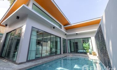 Villa en alquiler de 2 habitaciones en Mueang Phuket, Phuket