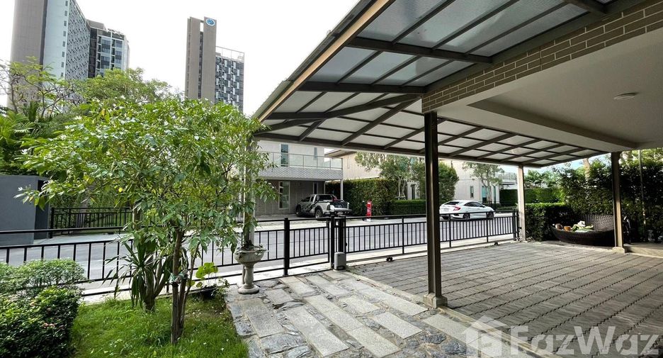 For sale 4 bedrooms house in Khan Na Yao, Bangkok