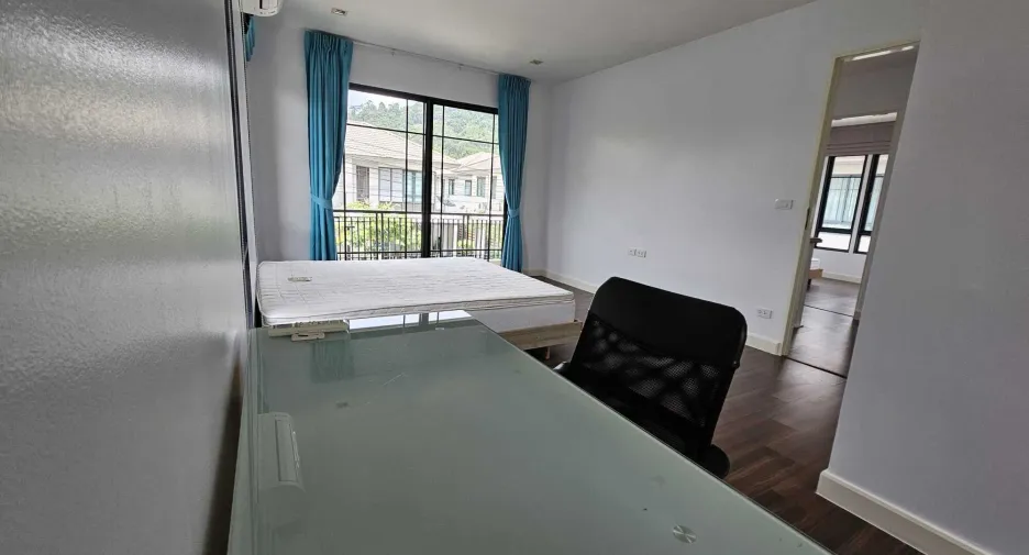 À louer 3 chambres maison à Mueang Phuket, Phuket