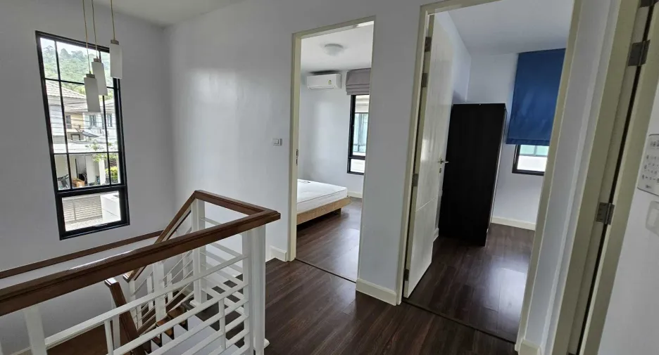 À louer 3 chambres maison à Mueang Phuket, Phuket