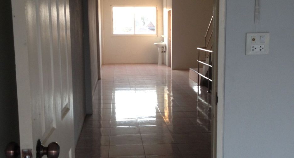 For sale 2 bedrooms townhouse in Ban Phai, Khon Kaen