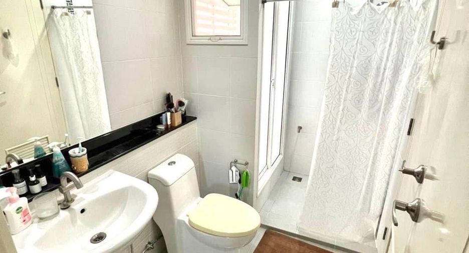 Haus zur Miete mit 3 Zimmer in Mueang Phuket, Phuket