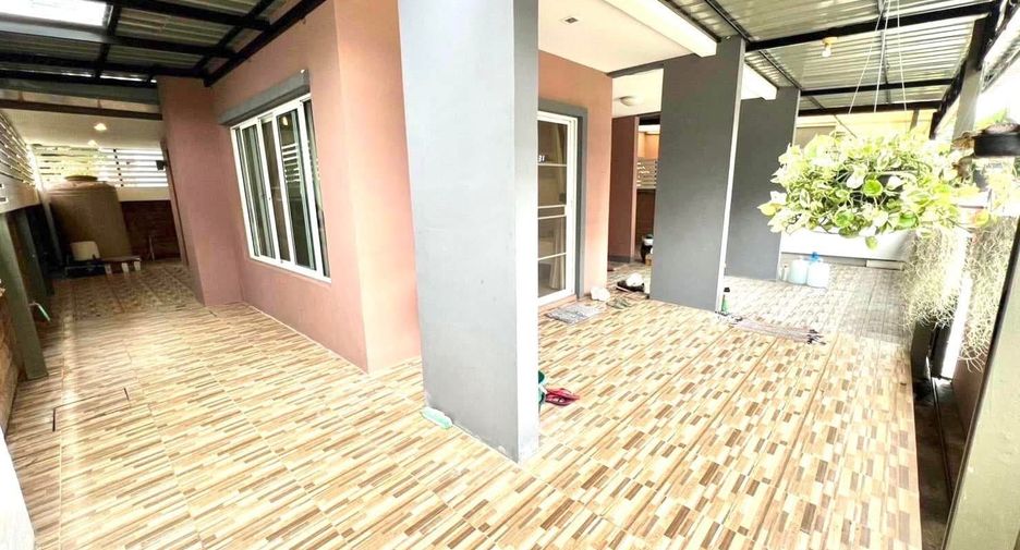 Haus zur Miete mit 3 Zimmer in Mueang Phuket, Phuket