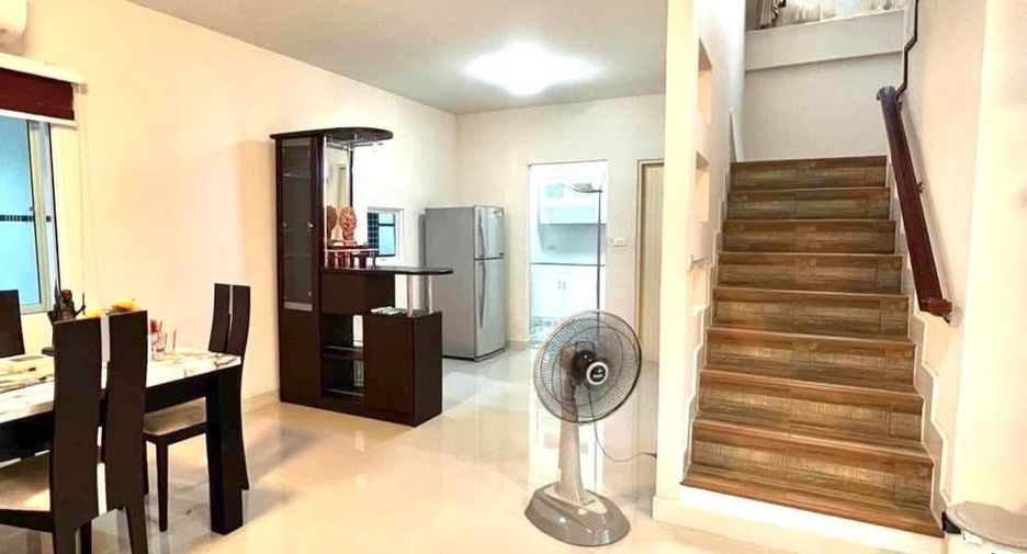 Haus zur Miete mit 3 Zimmer in Mueang Phuket, Phuket