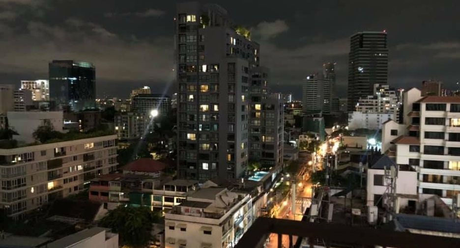 For sale 1 bed condo in Phaya Thai, Bangkok
