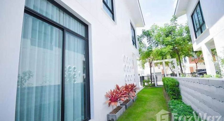 For rent 3 bedrooms villa in Mueang Phuket, Phuket