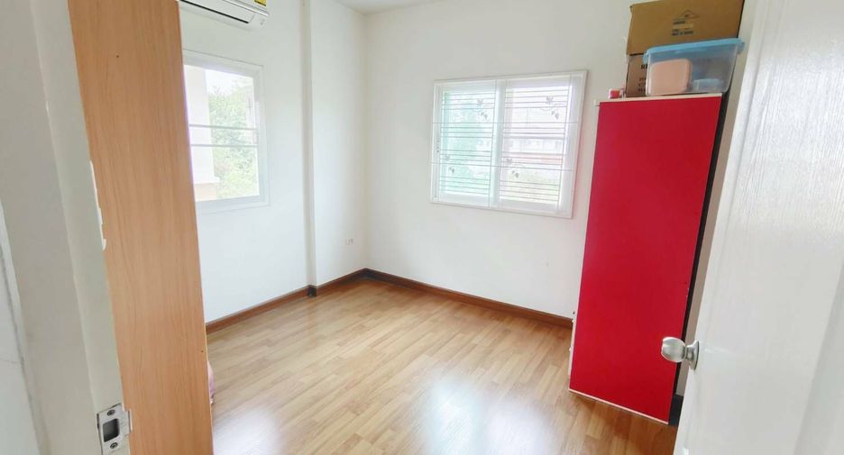 For sale 3 bedrooms house in Thanyaburi, Pathum Thani