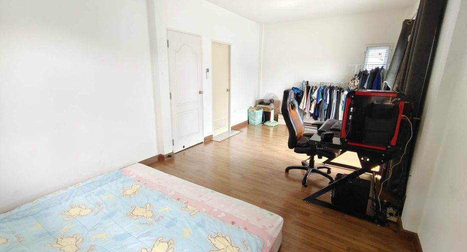 For sale 3 bedrooms house in Thanyaburi, Pathum Thani