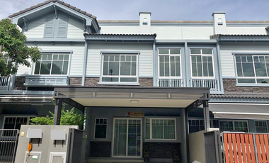 出售 2 卧室 联排别墅 在 Bang Phli, Samut Prakan