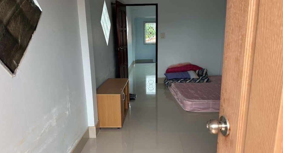 For rent 3 bedrooms house in Mueang Phuket, Phuket