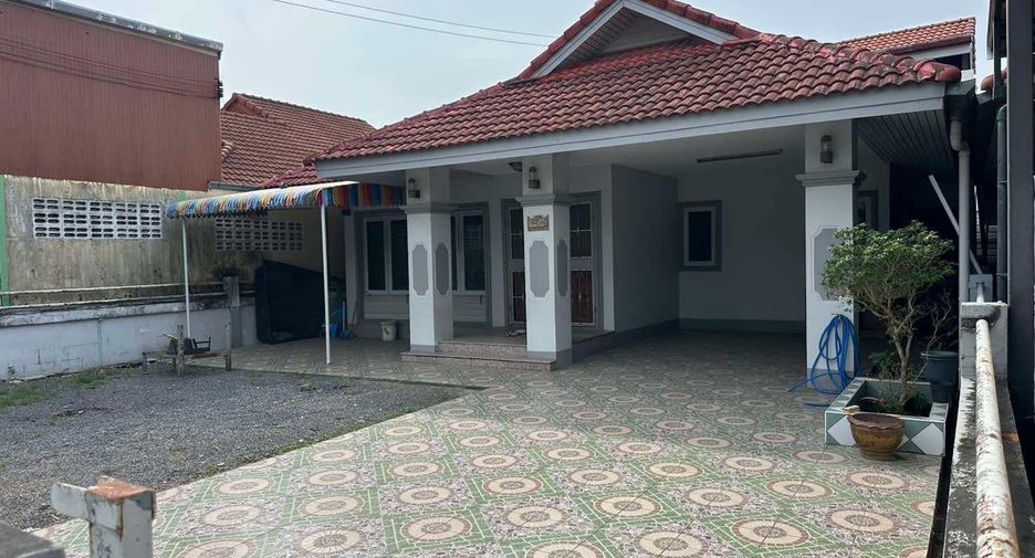 For rent 3 bedrooms house in Mueang Phuket, Phuket
