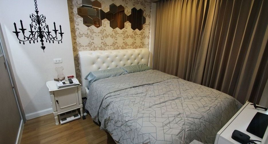 For sale 2 bedrooms condo in Yan Nawa, Bangkok