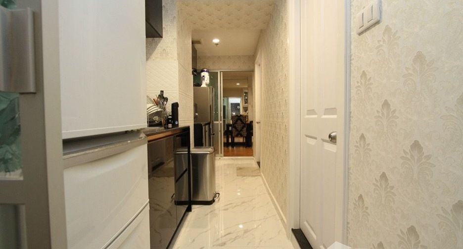 For sale 2 bedrooms condo in Yan Nawa, Bangkok