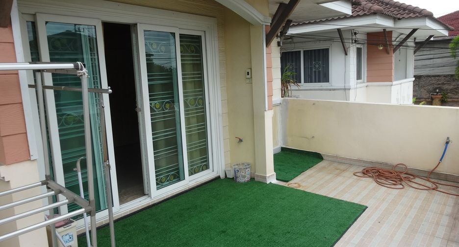 For sale 3 bedrooms house in Bang Khae, Bangkok