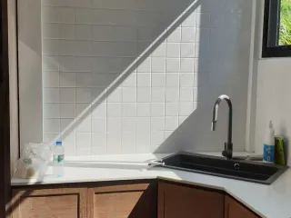 Casa adosada en venta de 2 habitaciones en Bang Kapi, Bangkok