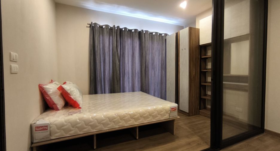 For sale 1 bed condo in Bang Phlat, Bangkok