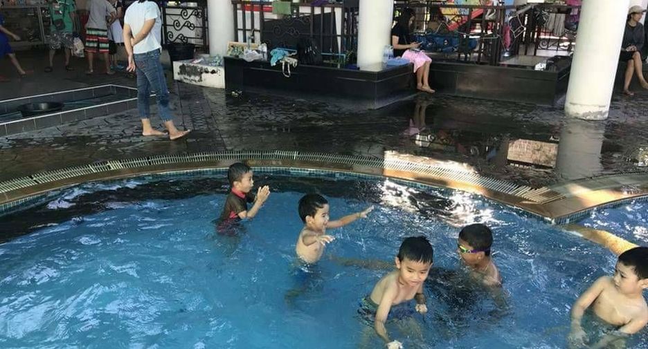 For sale 3 bedrooms townhouse in Khlong Luang, Pathum Thani