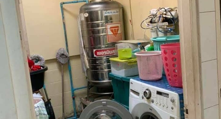 For sale 3 bedrooms townhouse in Khlong Luang, Pathum Thani
