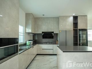 For rent 4 bedrooms villa in Mueang Phuket, Phuket
