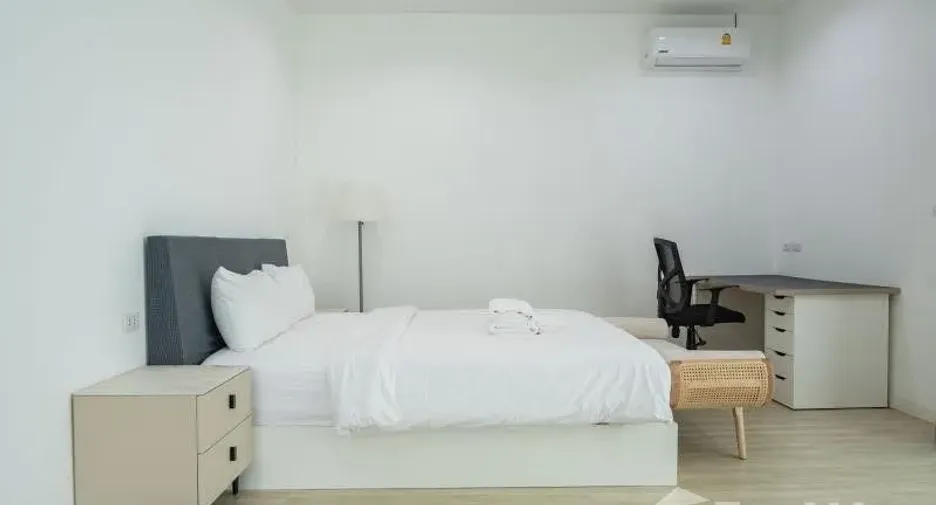 For rent 4 bedrooms villa in Mueang Phuket, Phuket