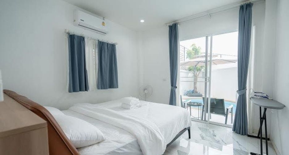 For rent 4 bedrooms villa in Mueang Phuket, Phuket
