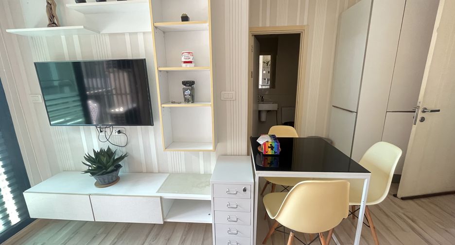 For rent 2 bedrooms condo in Mueang Phuket, Phuket