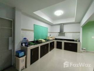 For sale 2 bedrooms townhouse in Mueang Prachinburi, Prachin Buri
