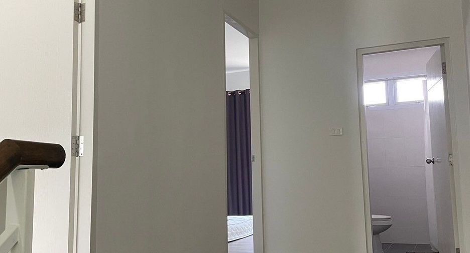 For sale 3 bedrooms townhouse in Bang Phli, Samut Prakan