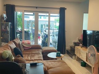 Reihenhaus zum Kauf mit 3 Zimmer in Bang Phli, Samut Prakan