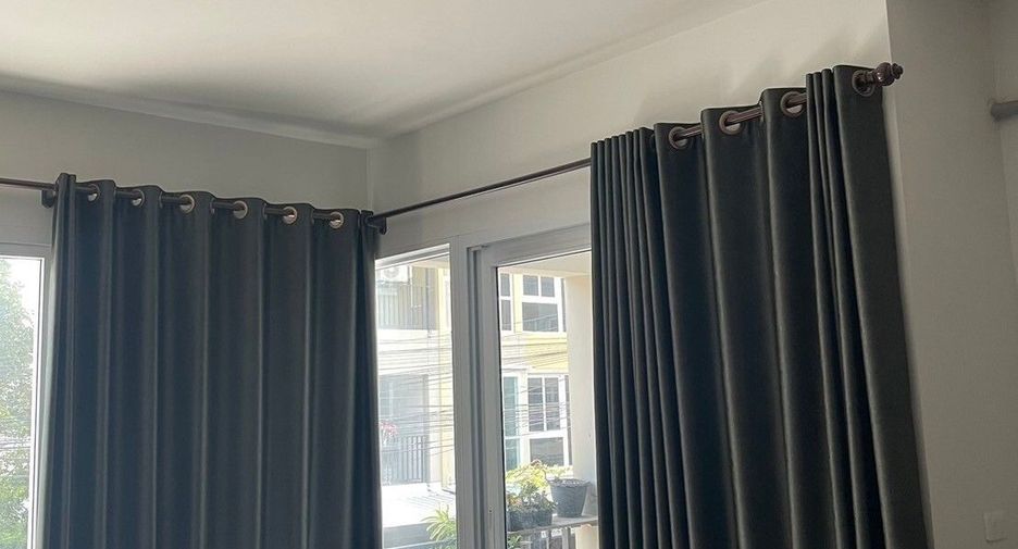 For sale 3 bedrooms townhouse in Bang Phli, Samut Prakan