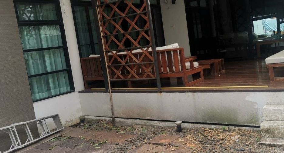 Casa en venta de 5 habitaciones en Khan Na Yao, Bangkok