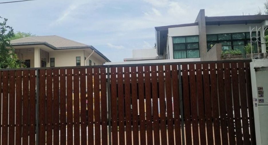 Casa en venta de 5 habitaciones en Khan Na Yao, Bangkok