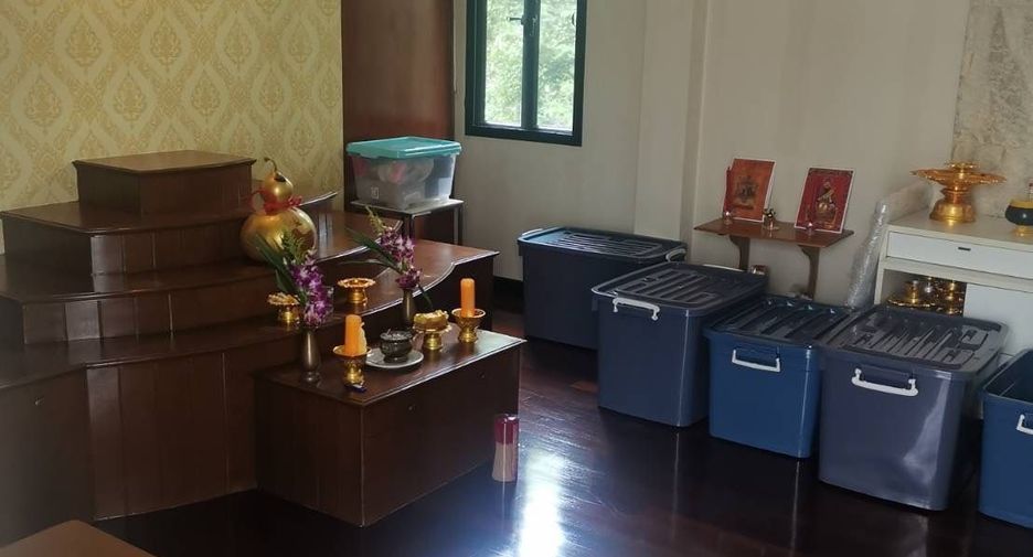 Casa en venta de 5 habitaciones en Khan Na Yao, Bangkok