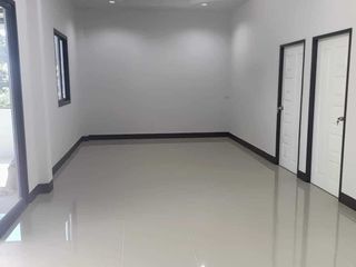 For sale 3 bedrooms house in Mueang Sakon Nakhon, Sakon Nakhon