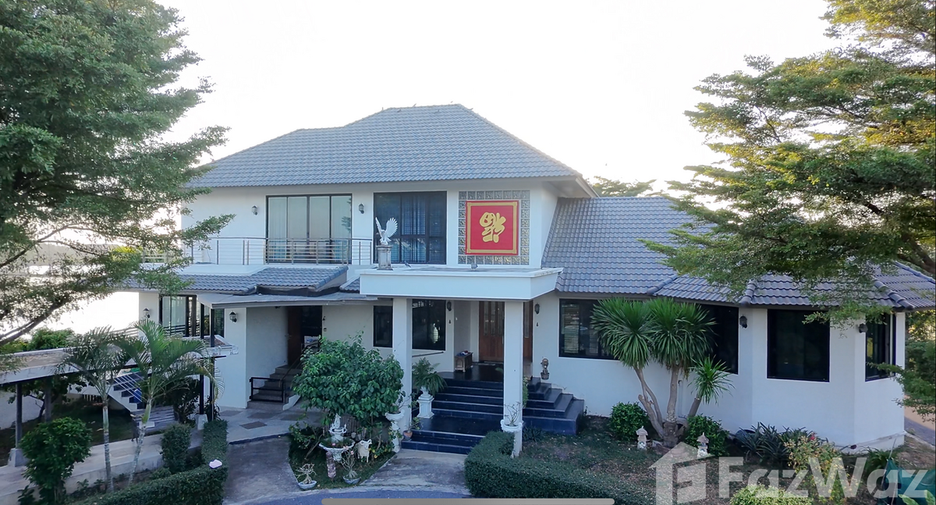 For sale 4 bedrooms house in Sai Noi, Nonthaburi
