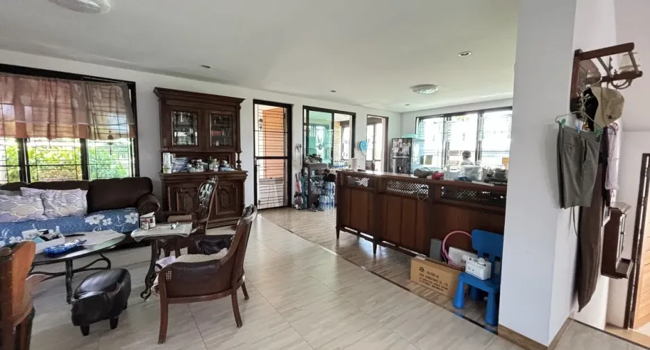 For sale 4 bedrooms house in Sai Noi, Nonthaburi