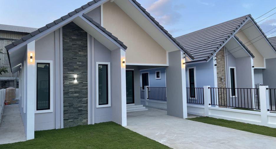 À vendre 3 chambres maison à Nikhom Phatthana, Rayong