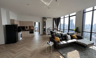 For sale 3 bedrooms condo in Watthana, Bangkok