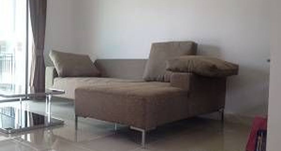 For rent 3 bedrooms townhouse in Mueang Chachoengsao, Chachoengsao