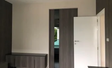 Haus zum Kauf und zur Miete mit 4 Zimmer in Lat Krabang, Bangkok