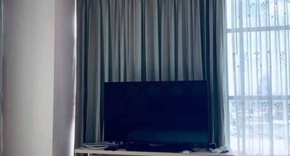For sale 2 bedrooms condo in Huai Khwang, Bangkok